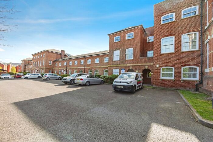 1 Bedroom Flat For Sale In George Roche Road, Canterbury, CT1