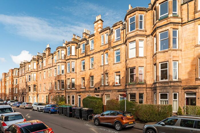 2 Bedroom Flat For Sale In / Millar Crescent, Edinburgh, EH10
