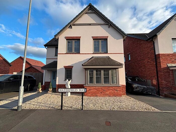 4 Bedroom Detached House For Sale In Waterfield Way, Clipstone Village, NG21