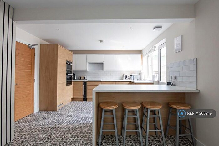 5 Bedroom End Of Terrace House To Rent In Redland Park, Bath, BA2