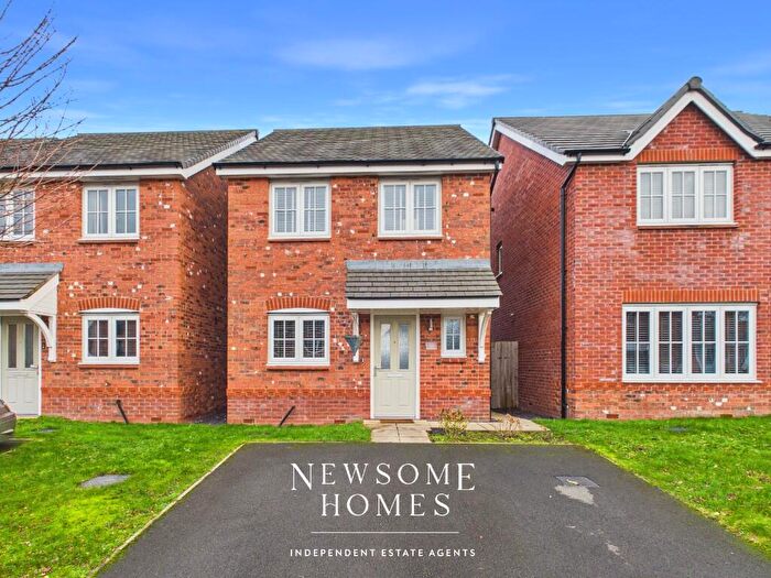 3 Bedroom Detached House For Sale In Llys Cadfan, Oakenholt, Flint, CH6