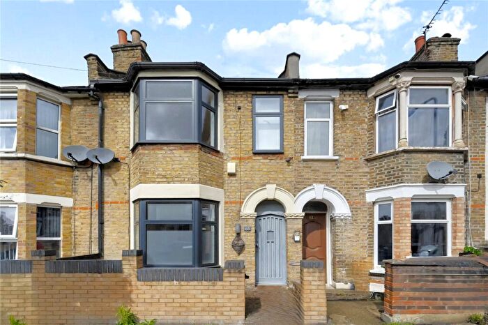 2 Bedroom Terraced House To Rent In Hartington Road, Walthamstow, London, E17
