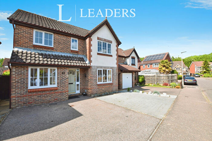 4 Bedroom Detached House To Rent In Larksway, Bishops Stortford, CM23