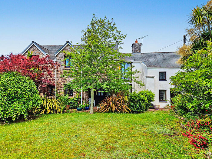 4 Bedroom Character Property For Sale In Elm Tree Cottage, West Road, Nottage Village, CF36