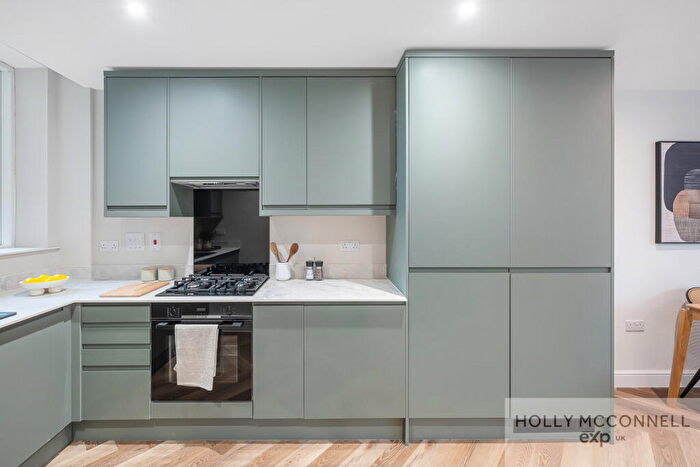 2 Bedroom Flat For Sale In Cynthia Ikeda Apartments, London, SE26