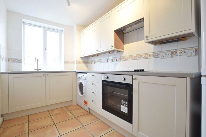 2 Bedroom Flat To Rent In Sheldons Court, Winchcombe Street, Cheltenham, GL52