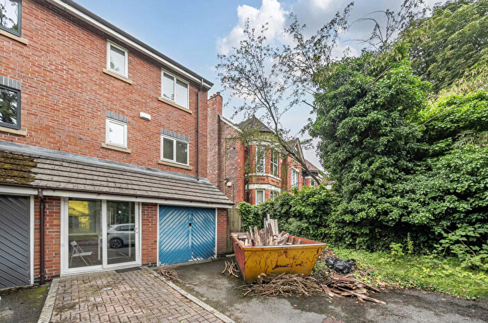 3 Bedroom Semi-Detached House For Sale In Berriedale Close, Manchester, Greater Manchester, M16
