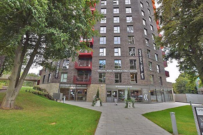 2 Bedroom Flat To Rent In Guinevere Point, Fairmeadow, Maidstone, ME14