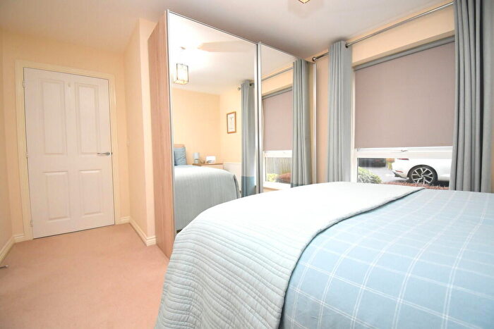 2 Bedroom Apartment For Sale In Venus Avenue, Biggleswade, SG18
