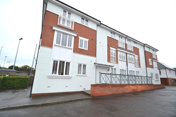 2 Bedroom Flat To Rent In Wicketts End, Whitstable, CT5