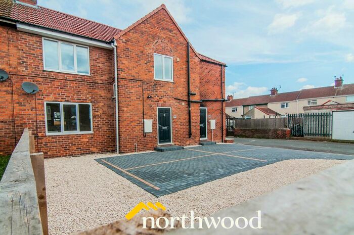 1 Bedroom Flat To Rent In Holmes Carr Crescent, Rossington, Doncaster, DN11