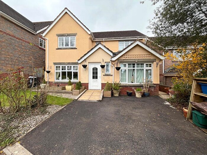 4 Bedroom Detached House For Sale In Pear Tree Way, Landkey, Barnstaple, Devon, EX32