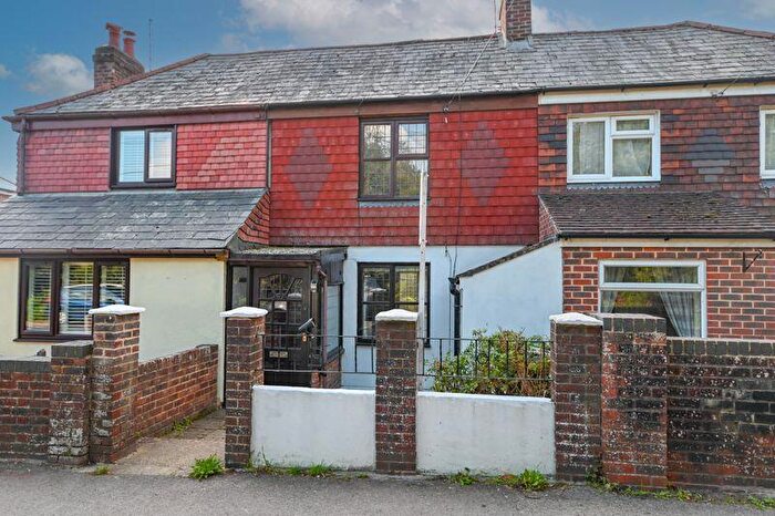 2 Bedroom Cottage For Sale In Whichers Gate Road, Rowlands Castle, PO9