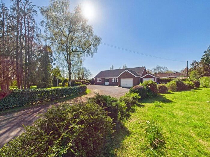 3 Bedroom Bungalow For Sale In Gloucester Road, Corse, Gloucester, Gloucestershire, GL19