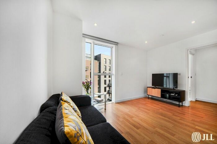 1 Bedroom Flat To Rent In Woodberry Grove, London, N4