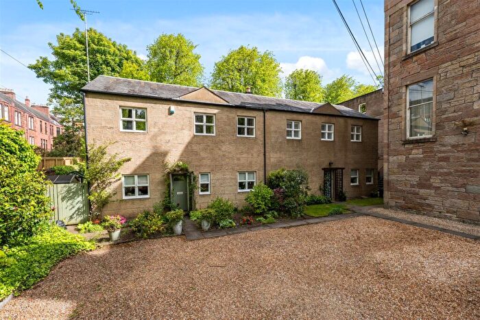 3 Bedroom Mews For Sale In B Prince Albert Road, Dowanhill, G12