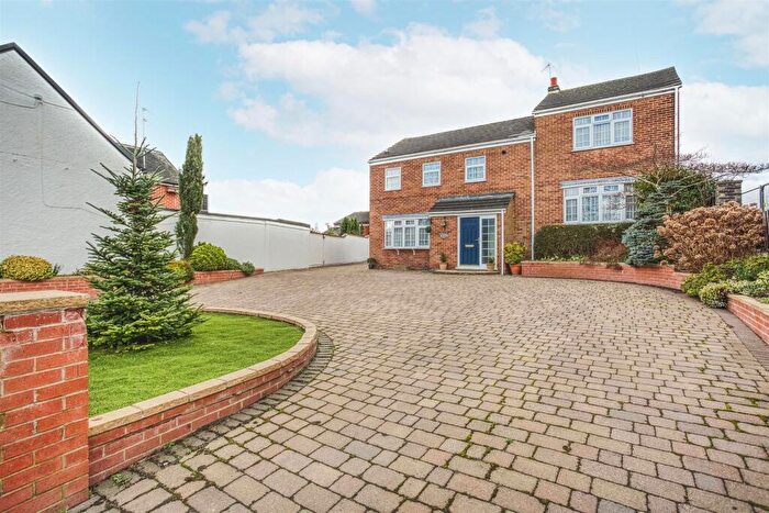 4 Bedroom Detached House For Sale In The Green, Findern, DE65