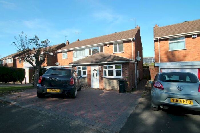 3 Bedroom Semi-Detached House To Rent In Lyde Green, Halesowen, West Midlands, B63