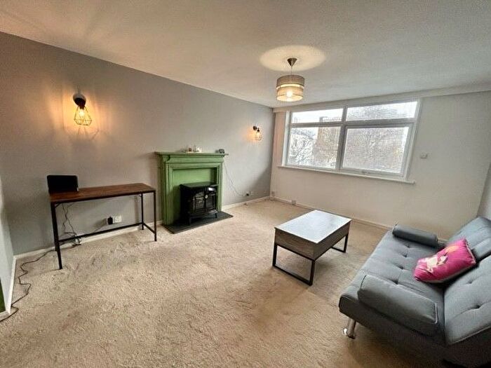 2 Bedroom Flat To Rent In Lockyer Street, Plymouth, PL1
