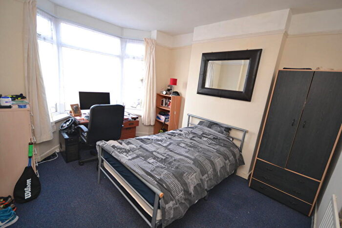 4 Bedroom House To Rent In Lenton Boulevard, Nottingham, NG7