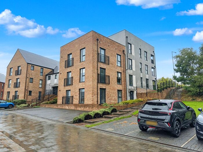 2 Bedroom Flat For Sale In Parkside Crescent, Ketley, Telford, Shropshire, TF1
