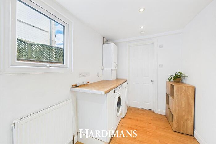 3 Bedroom End Of Terrace House For Sale In Edinburgh Road, Lowestoft, NR32