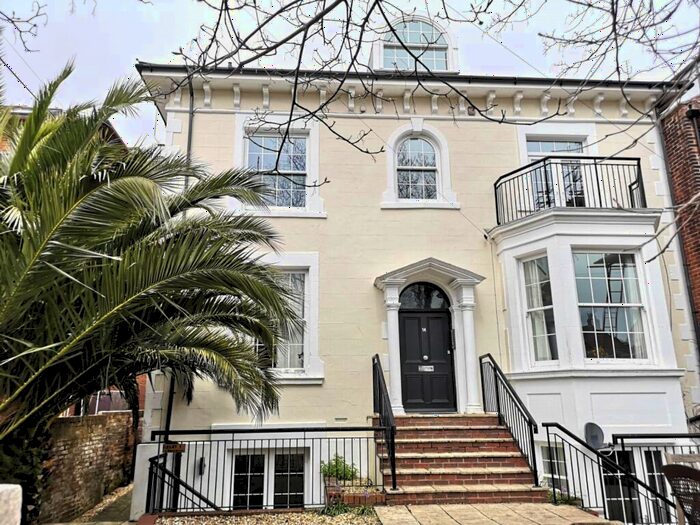 2 Bedroom Apartment To Rent In Wilson Grove, Southsea, Hampshire, PO5