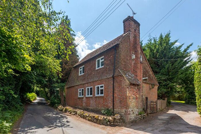 2 Bedroom Detached House To Rent In Ismays Road, Ivy Hatch, TN15