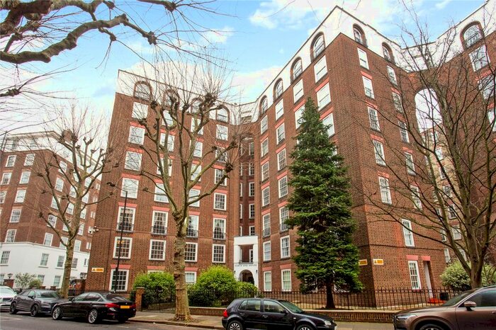 3 Bedroom Flat To Rent In Fitzjames Avenue, London, W14