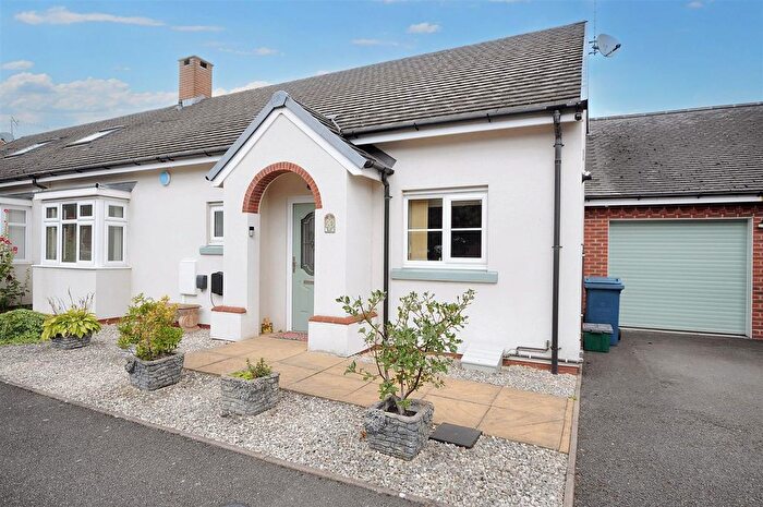 3 Bedroom Semi-Detached Bungalow For Sale In Brandwood Drive, Weston, Stafford, ST18