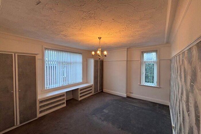 1 Bedroom Flat To Rent In Highfield Road Hollybank Court, Widnes, WA8