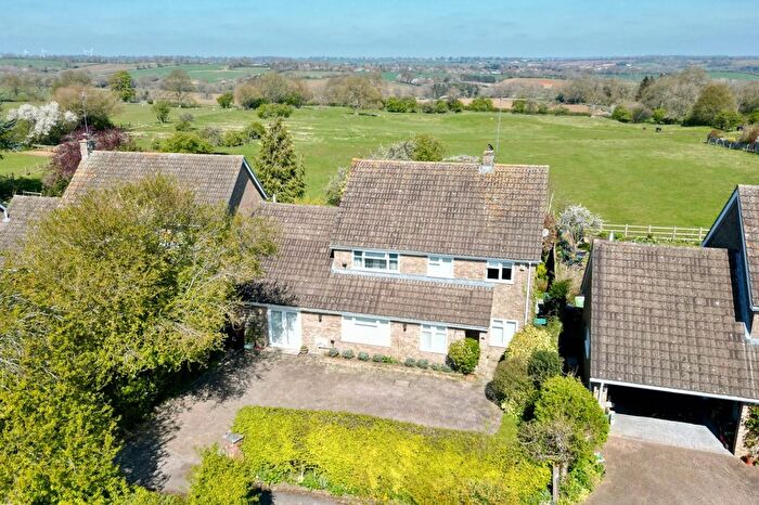 4 Bedroom Detached House For Sale In Tilbury Rise, East Haddon, Northamptonshire, NN6