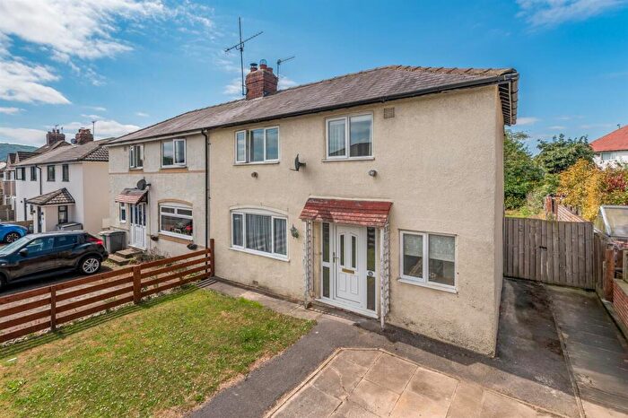 3 Bedroom Semi Detached House For Sale In The Crescent, Otley, LS21