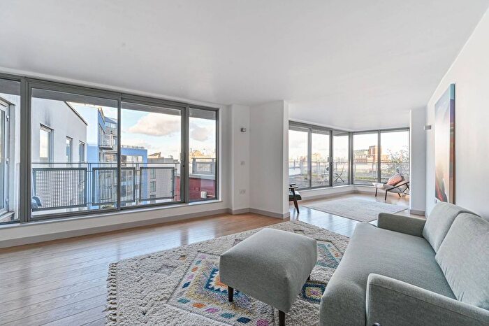 1 Bedroom Flat To Rent In Deals Gateway, Deptford, London, SE13