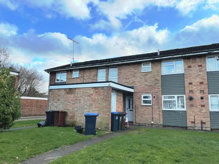 1 Bedroom Maisonette To Rent In Hillfield, Hatfield, AL10