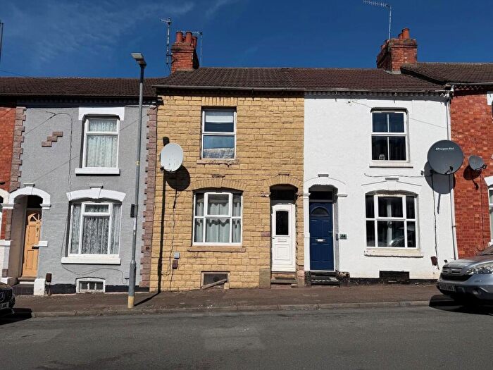 3 Bedroom Terraced House For Sale In Baker Street, Semilong, Northampton, NN2