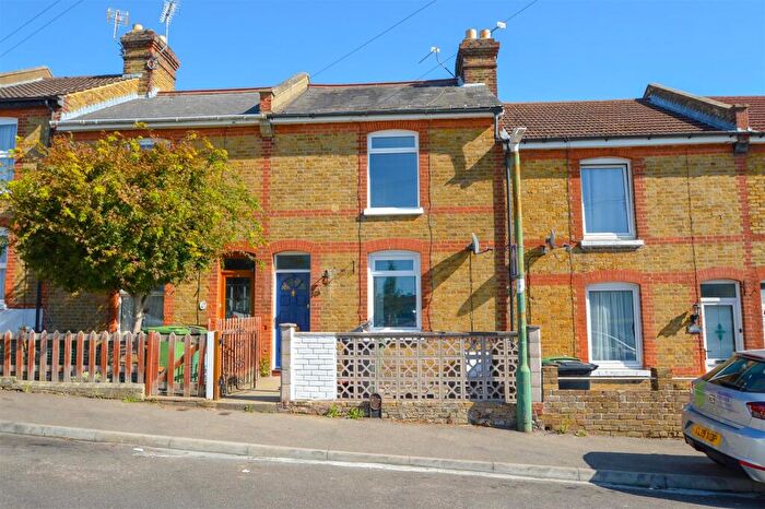 2 Bedroom Terraced House For Sale In Pope Street, Maidstone, ME16