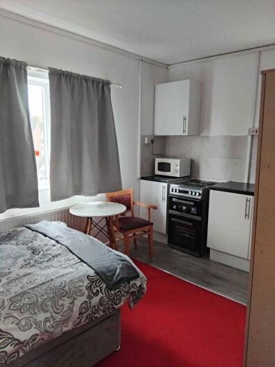 Studio To Rent In Station Street, Darlaston, WS10