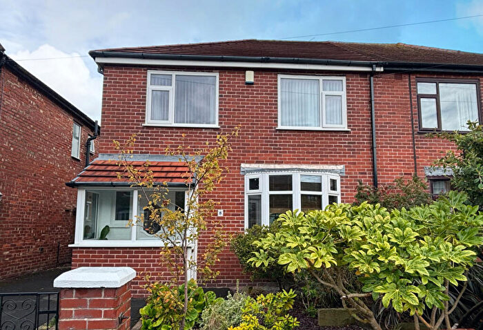 3 Bedroom Semi-Detached House For Sale In Kerslea Avenue, Poulton-Le-Fylde, FY3