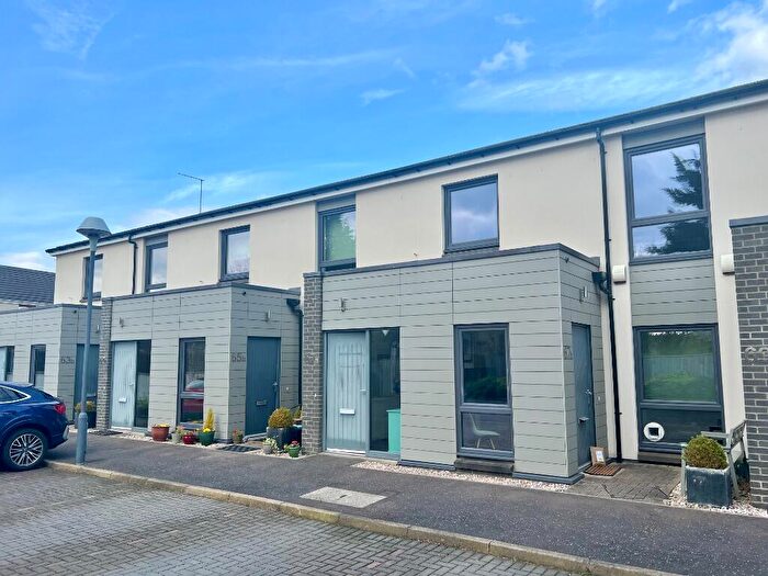 2 Bedroom Flat To Rent In Ladywell Avenue, Corstorphine, Edinburgh, EH12