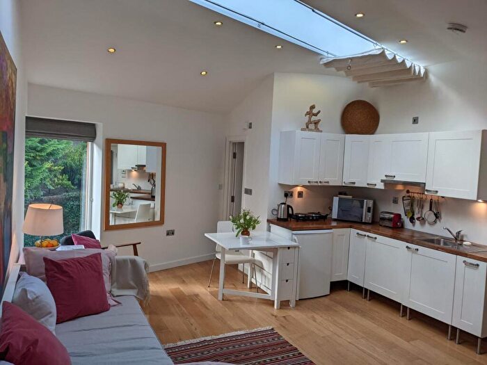 Studio To Rent In Albert Street, DH1