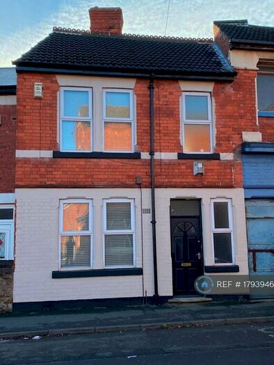 2 Bedroom Terraced House To Rent In Commercial Road, Nottingham, NG6