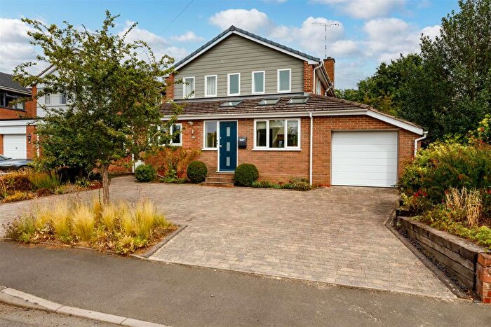 4 Bedroom Detached House For Sale In Keytes Lane, Barford, Warwick, CV35