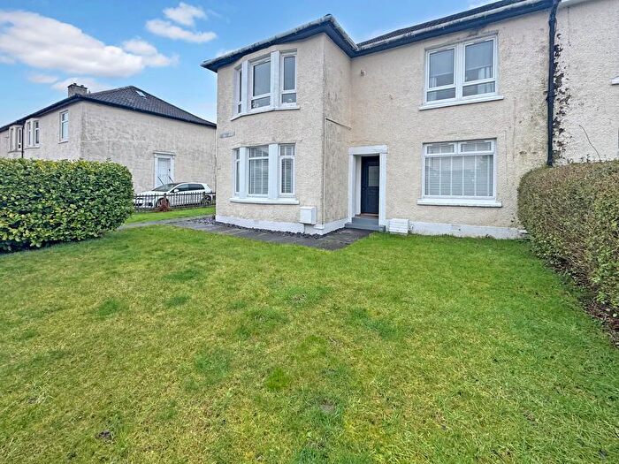 3 Bedroom Flat For Sale In Carlibar Avenue, Knightswood, G13