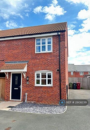 2 Bedroom Semi-Detached House To Rent In Foxglove Close, Bolsover, Chesterfield, S44