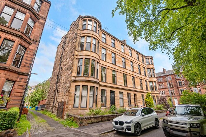 4 Bedroom Flat For Sale In / Queensborough Gardens, Hyndland, G12
