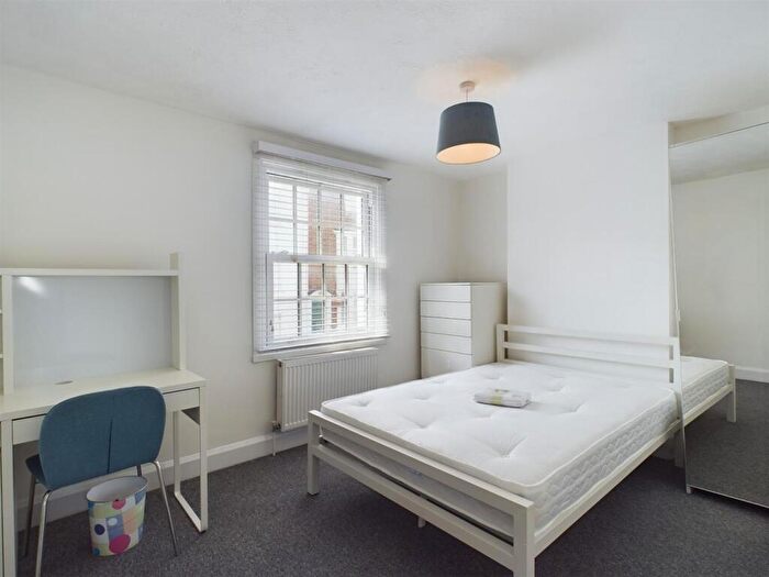 2 Bedroom Terraced House To Rent In Crown Street, Brighton, BN1