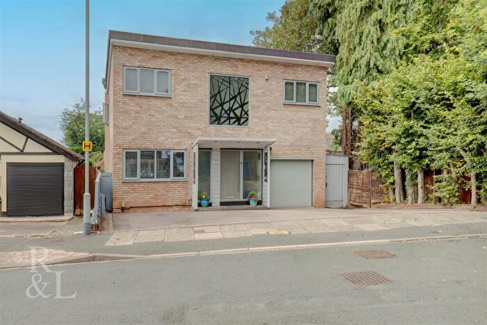 5 Bedroom Detached House For Sale In Brunel Close, Tamworth, B79