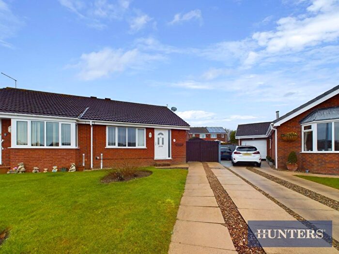 2 Bedroom Semi-Detached Bungalow To Rent In Troutsdale Close, Bridlington, YO16
