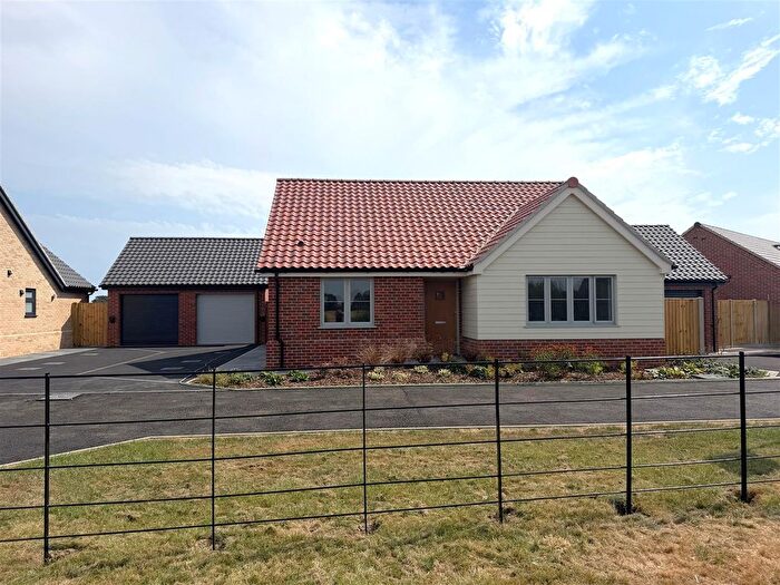 2 Bedroom Detached Bungalow For Sale In Sky View, Ilketshall St. Lawrence, Beccles, NR34
